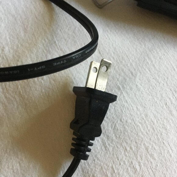 Hair Curling Iron - Picture 3 of 12